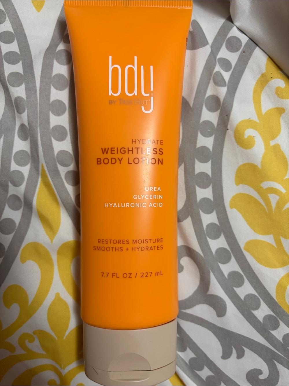 Hydrate Weightless Body Lotion — Orange